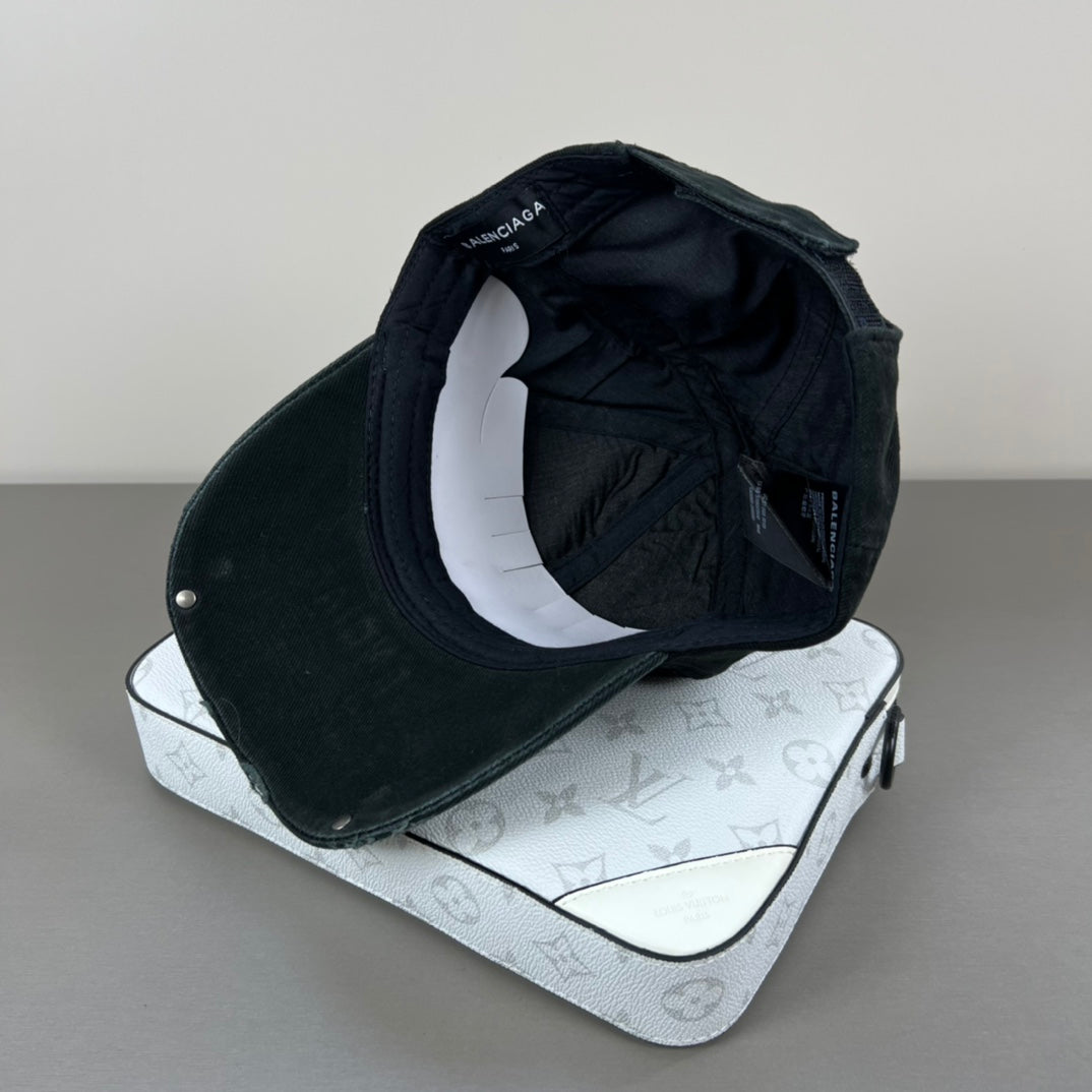 125ZJ529MDE Stylish hats