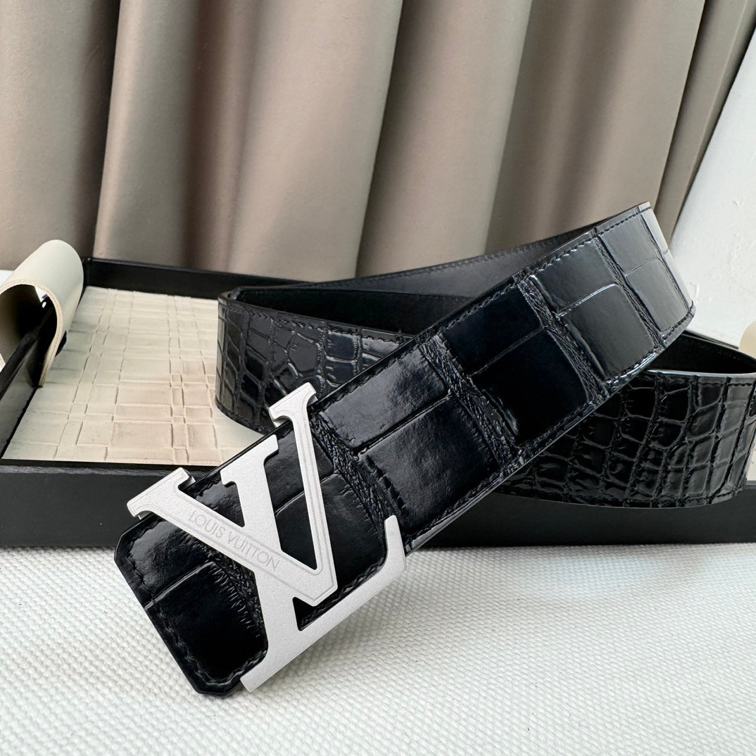 14E24PDE Stylish High quality belt With full package