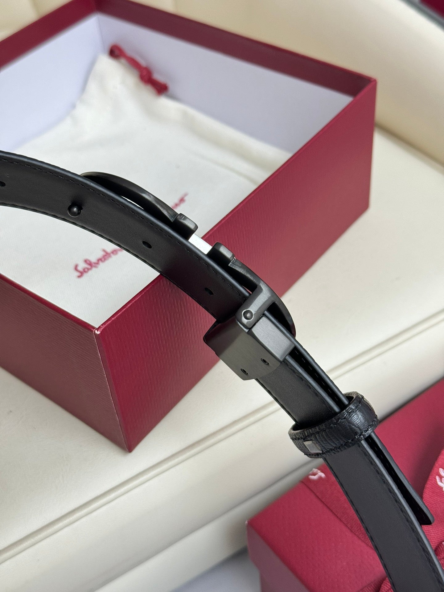 1WA171PDE Stylish High quality belt With full package