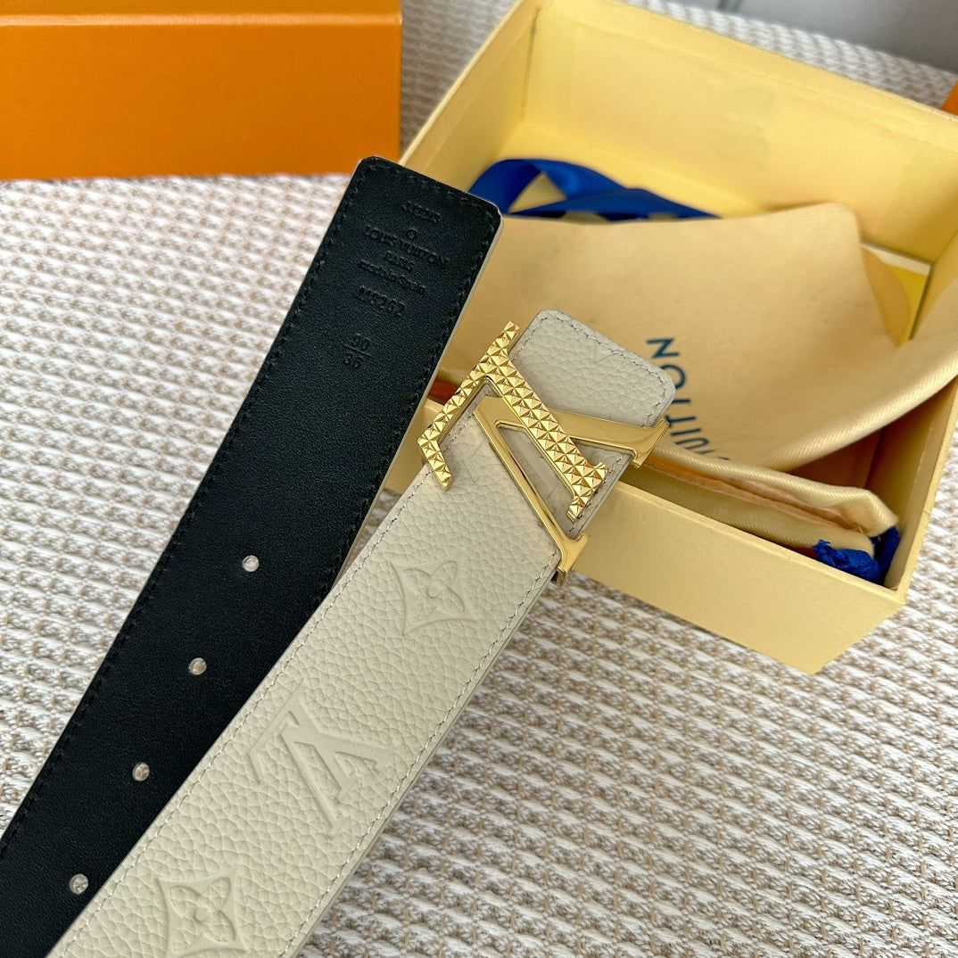 14E133PDE Stylish High quality belt With full package