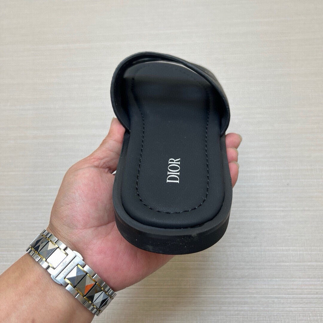 535ZD306ZDE Stylish Slippers