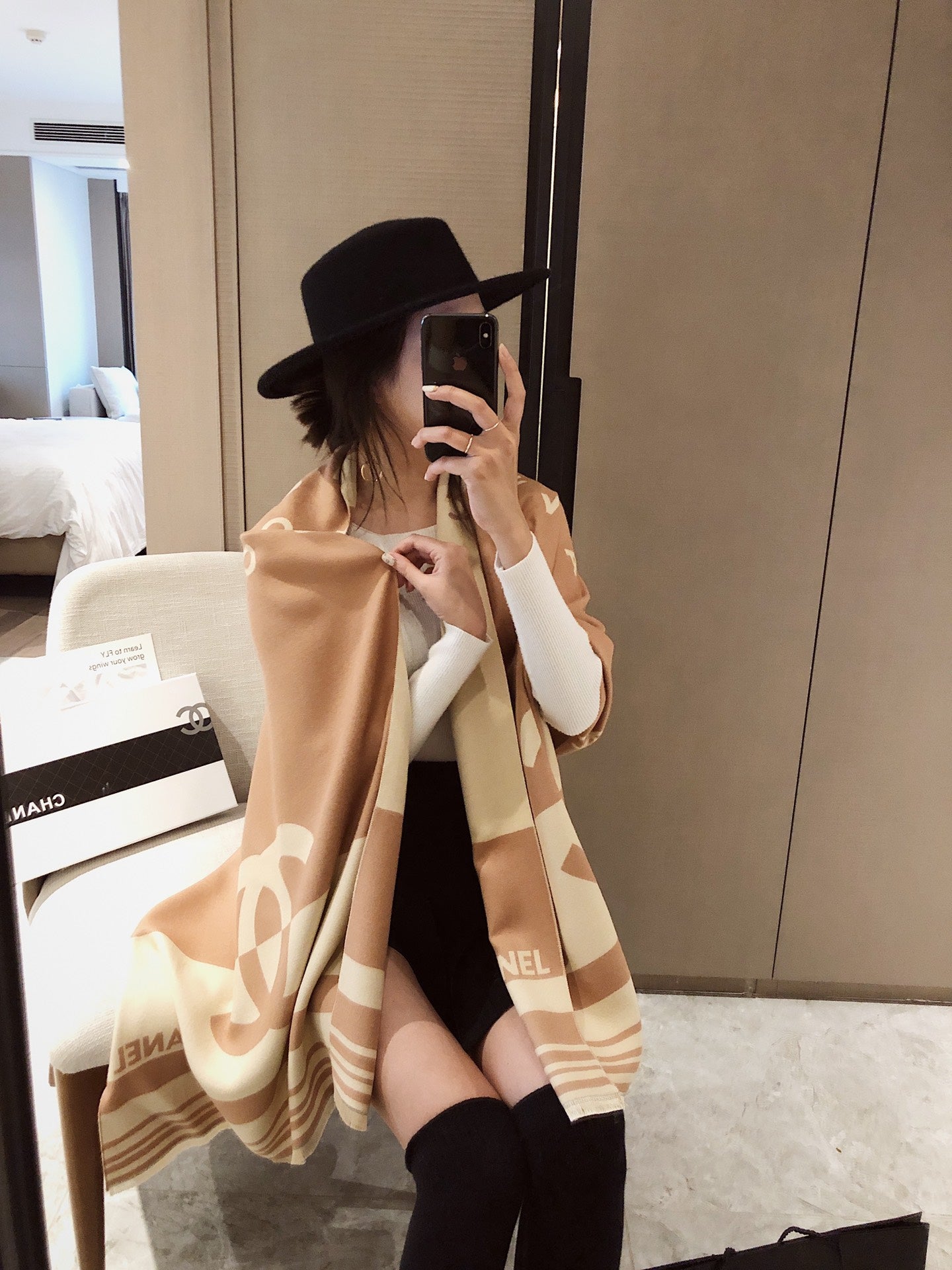 175RC34WDE Stylish Winter Scarves