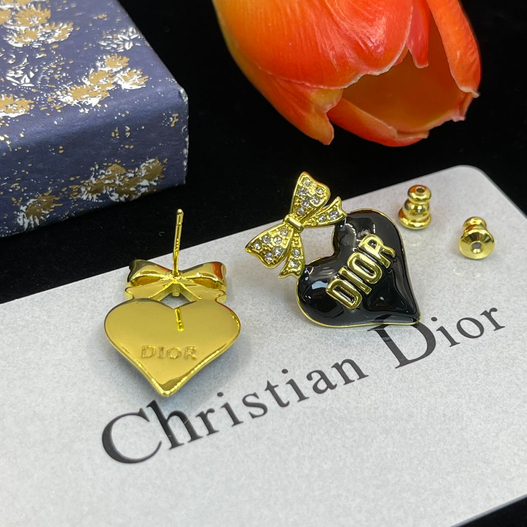 14D772EDE Stylish Earrings
