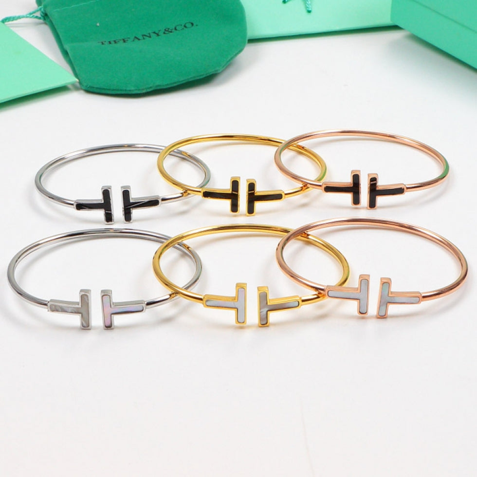 BT1KDE Stylish Bracelets