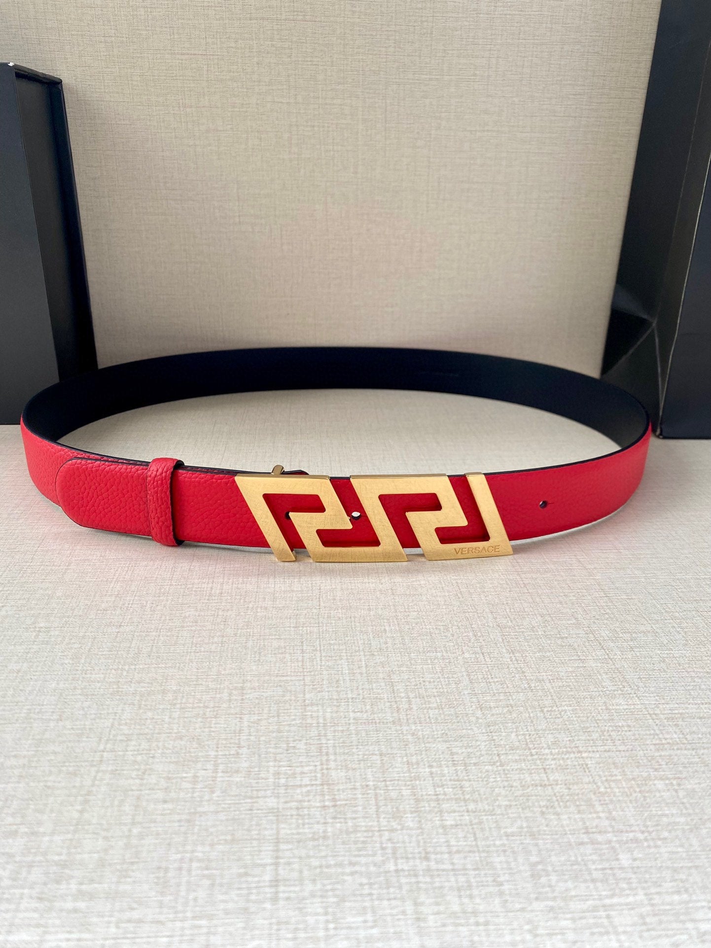 1WV166PDE Stylish High quality belt With full package