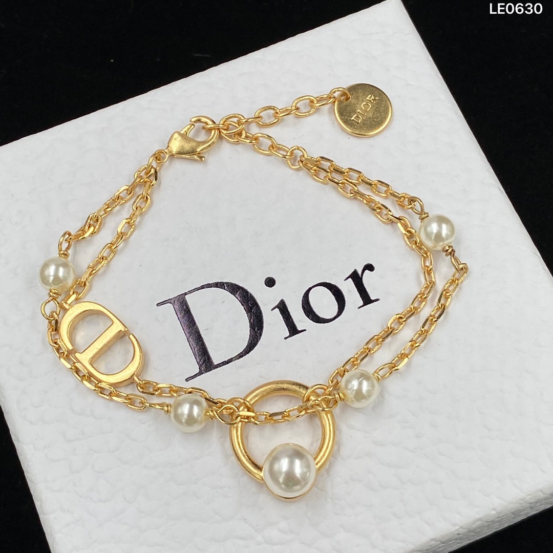 1YD182XDE Stylish Bracelets Necklaces