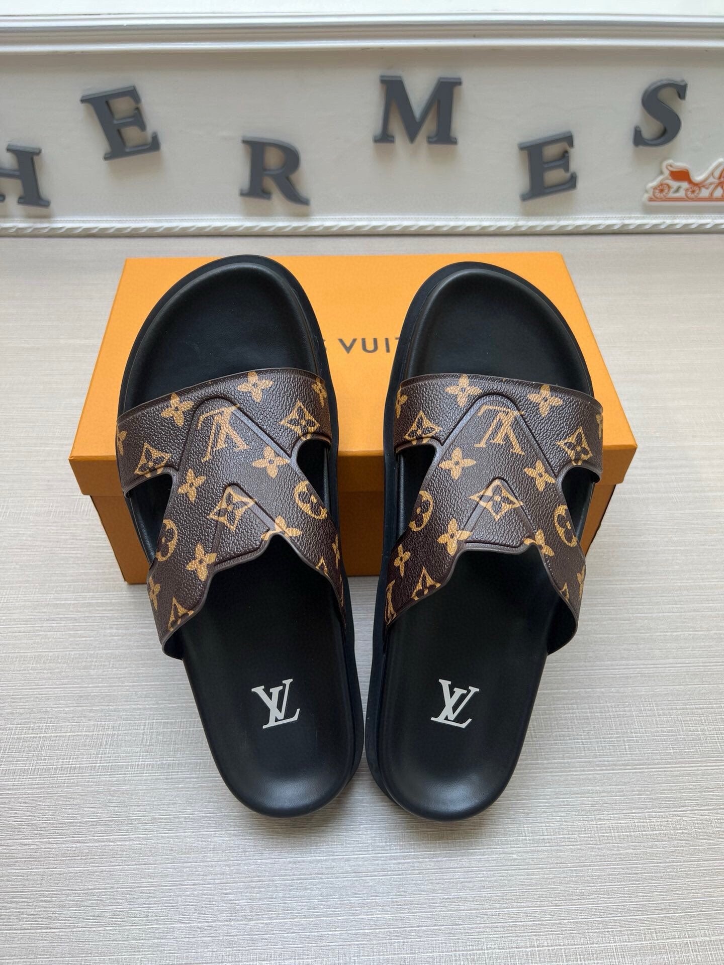 5LE228ZDE Stylish Slippers