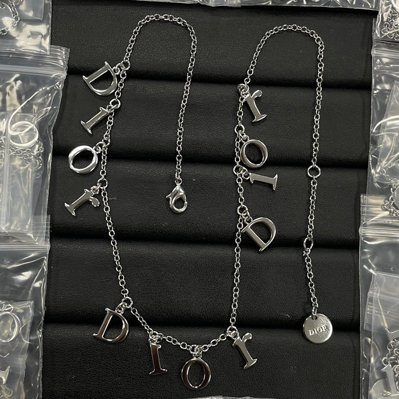 14D1065XDE Stylish Necklaces