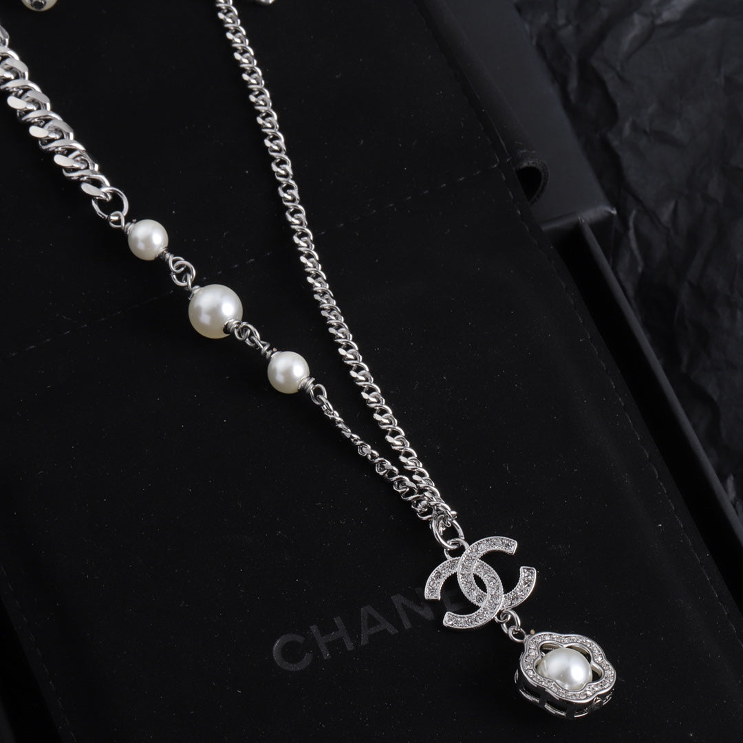 1NC154XDE Stylish Necklaces
