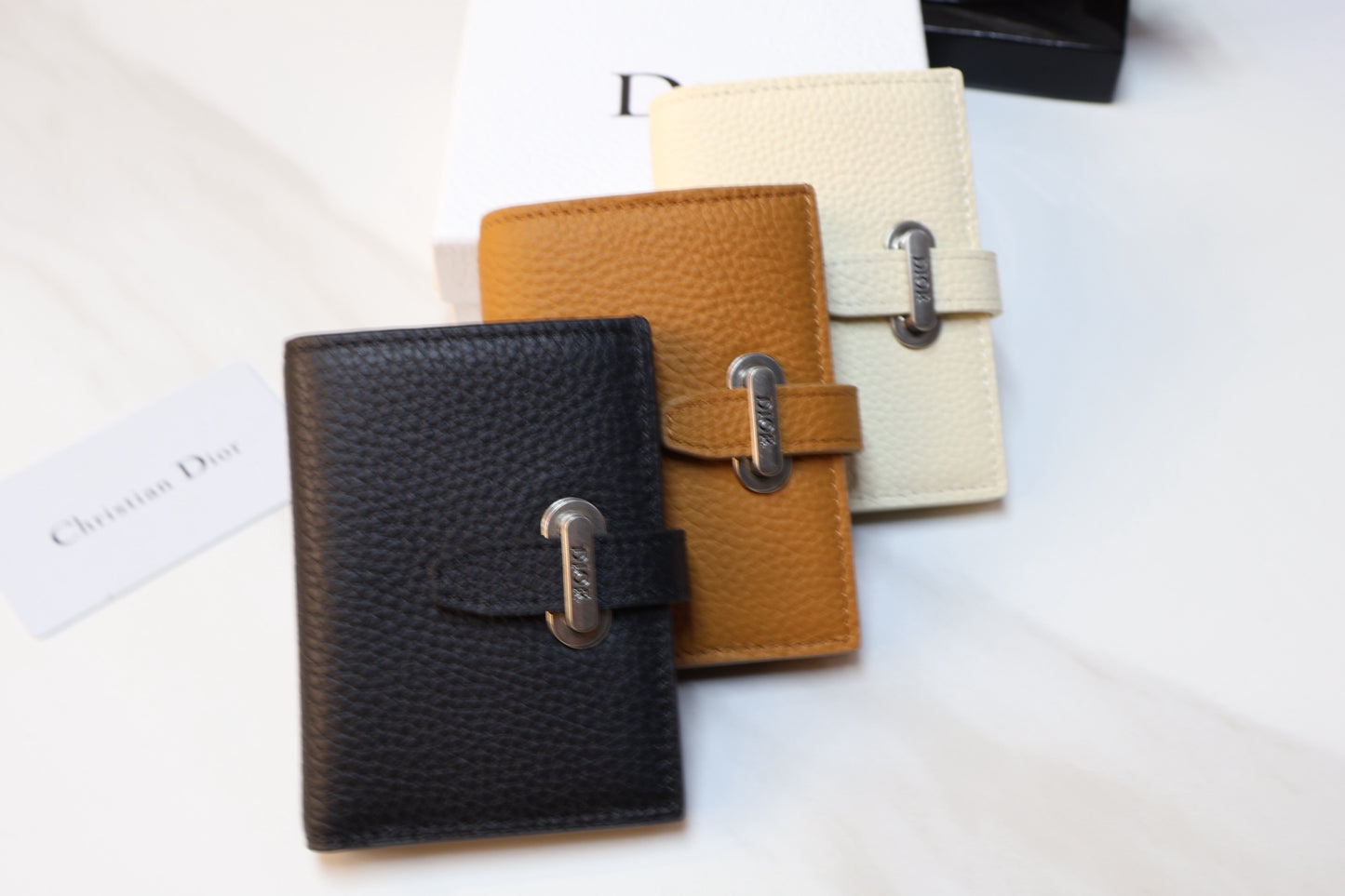 15RD101BDE Stylish leather bag