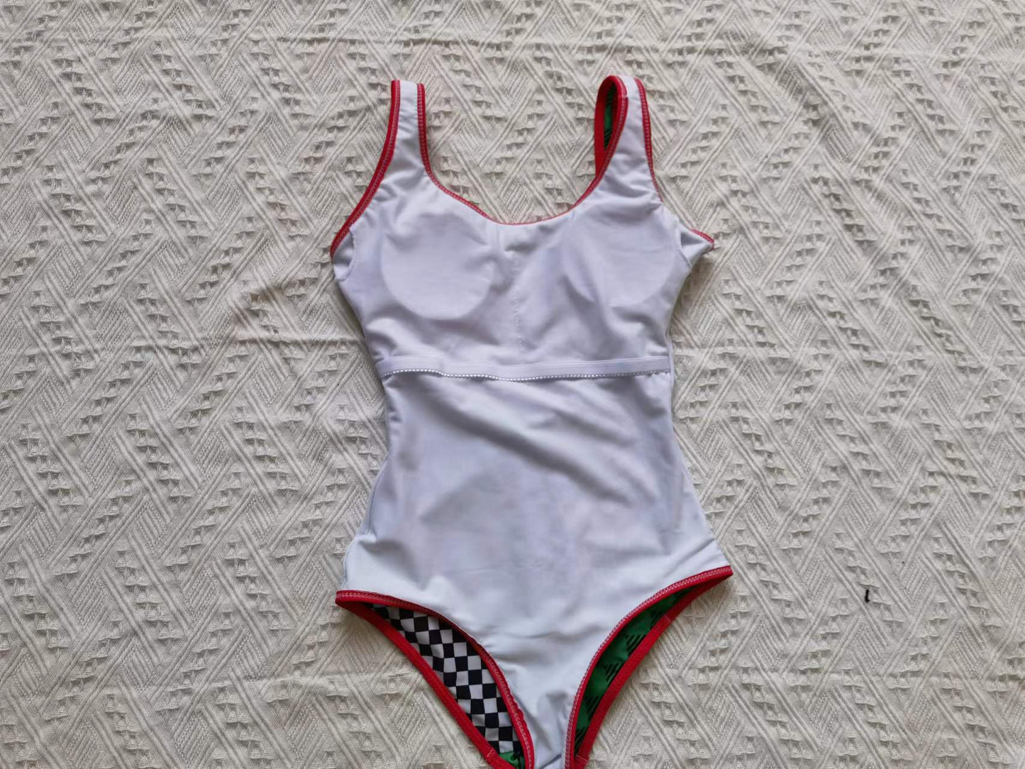 14E42YDE Stylish Bikini swimsuit
