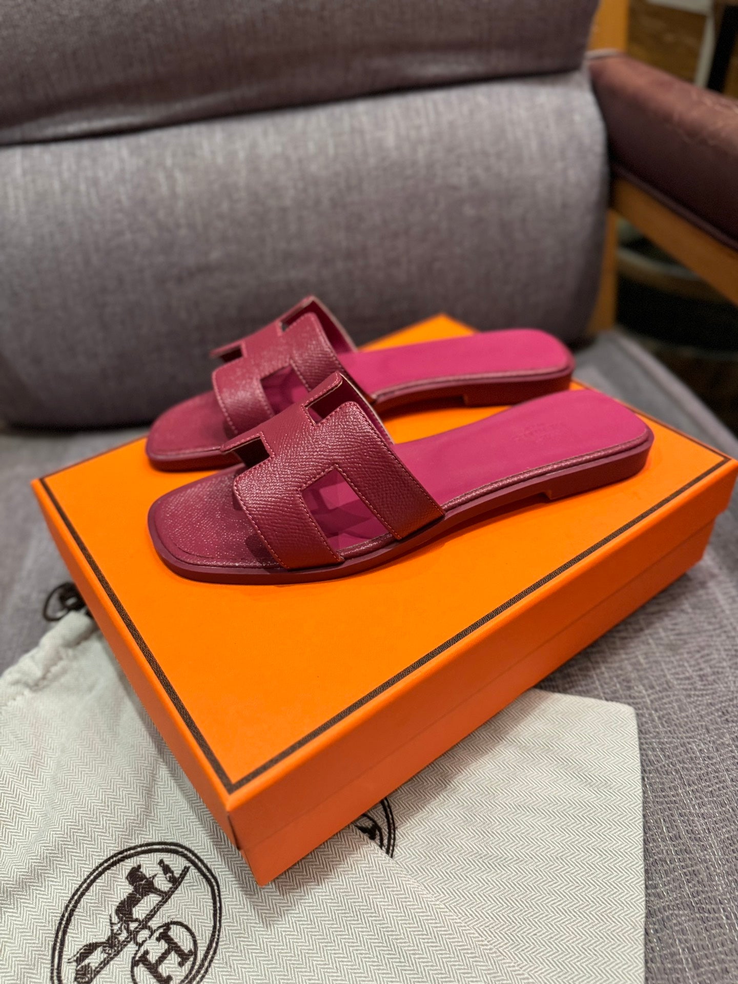 155ZH311ZDE Stylish Slippers
