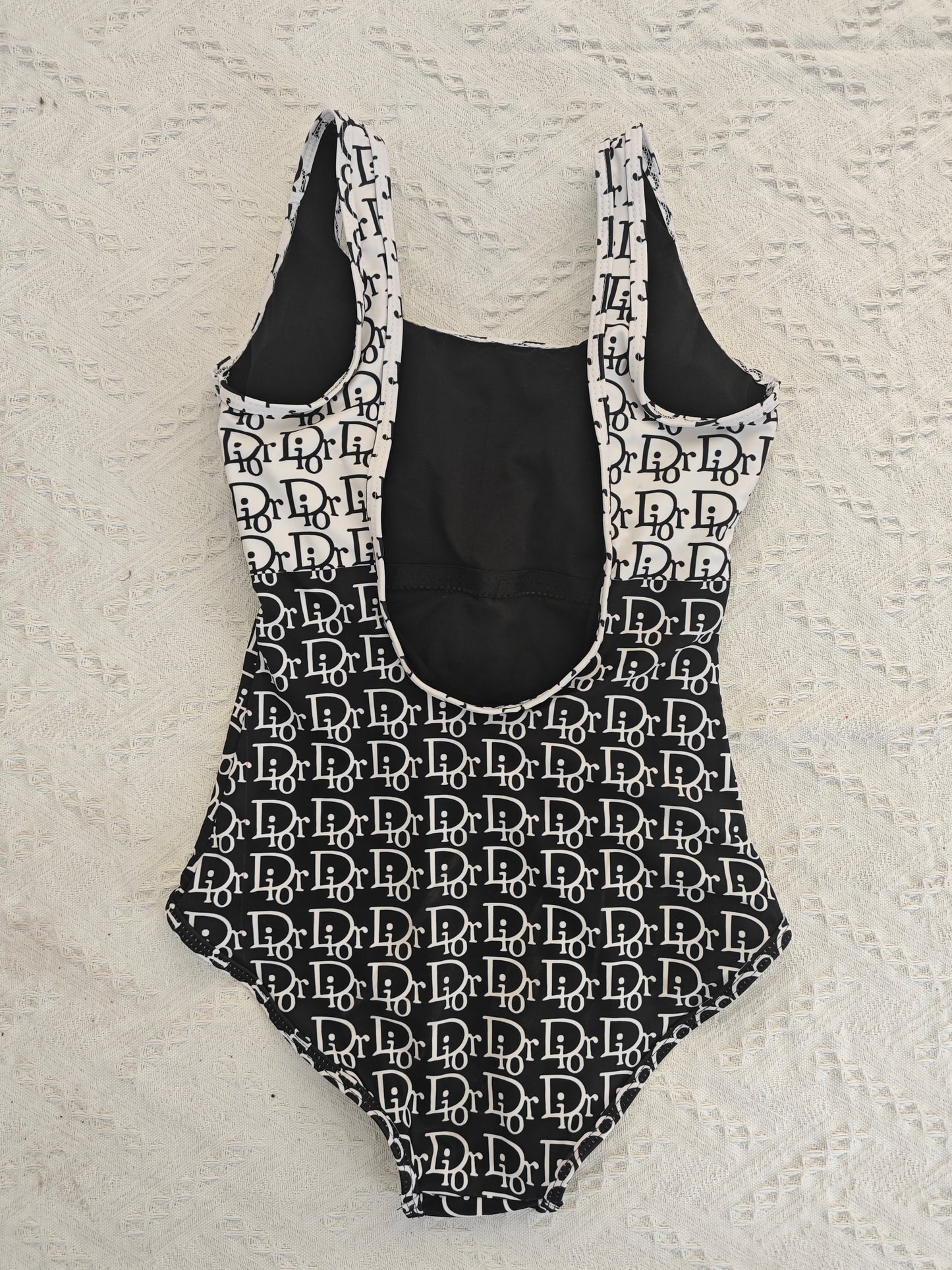 14D88YDE Stylish Bikini swimsuit