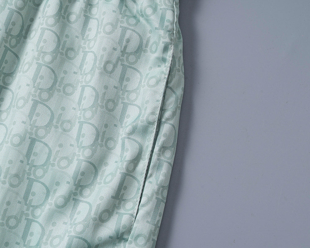 145RD88UDE Stylish shorts