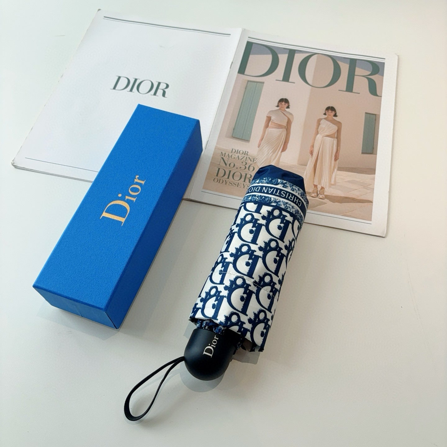 15RD115SDE Stylish UV resistant umbrella