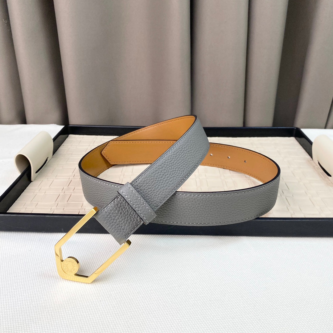 14H107PDE Stylish High quality belt With full package
