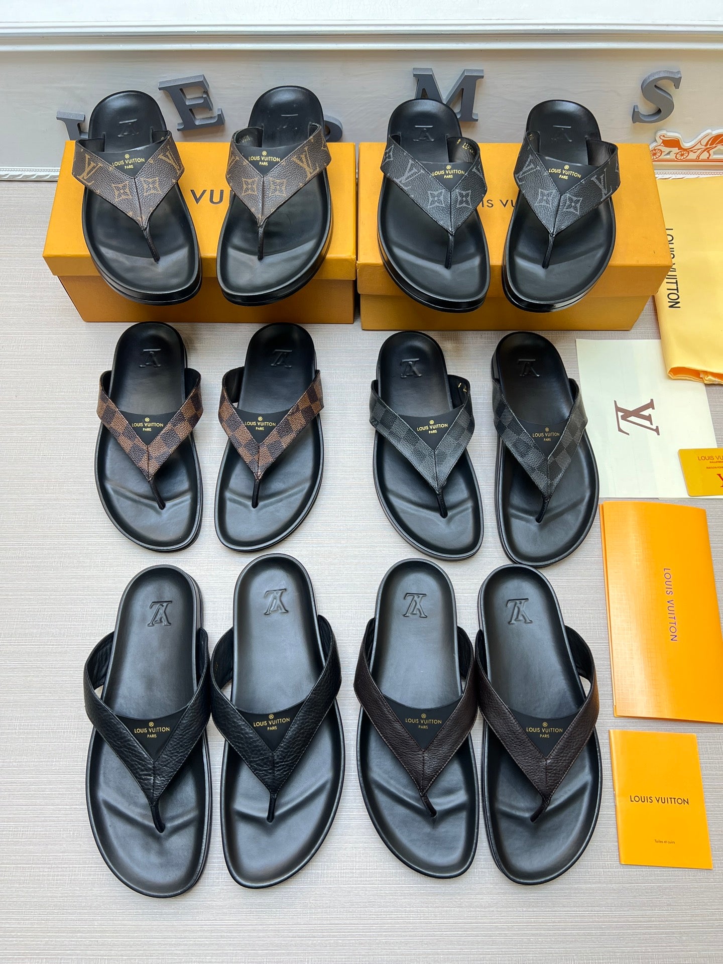 54E85ZDE Stylish slippers