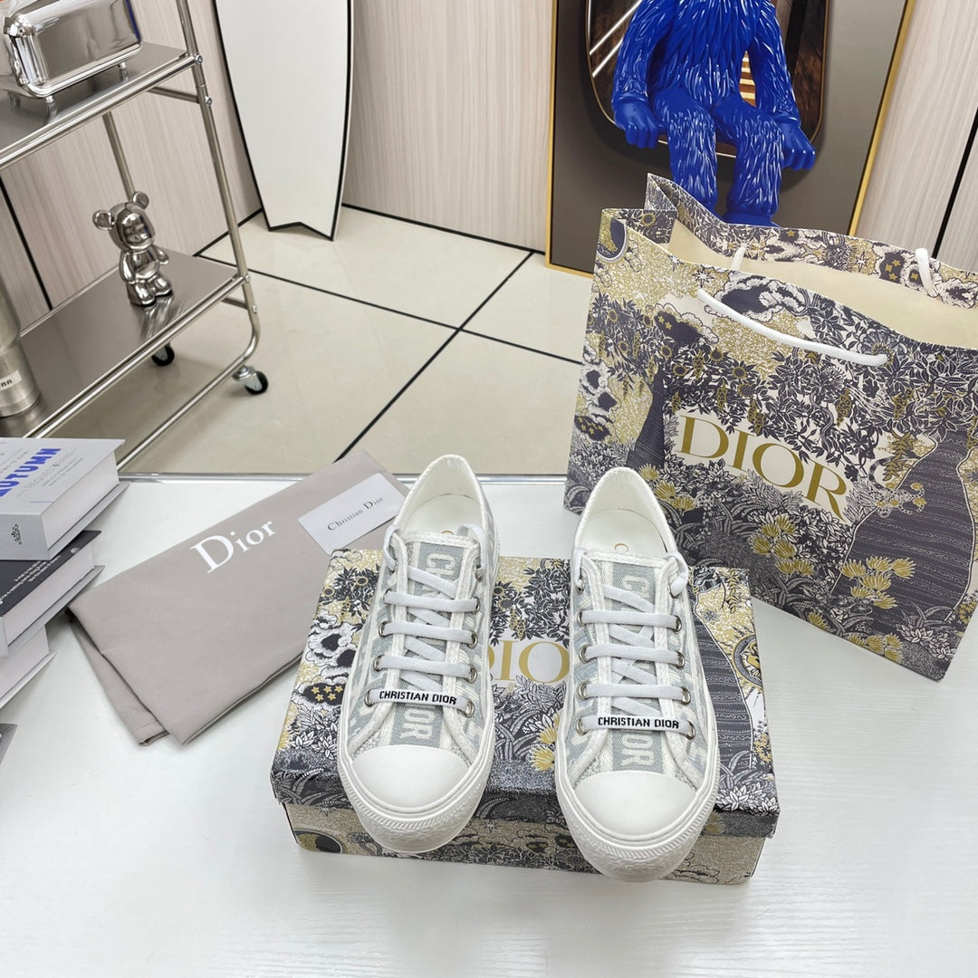 1XD65ZDE Stylish shoes