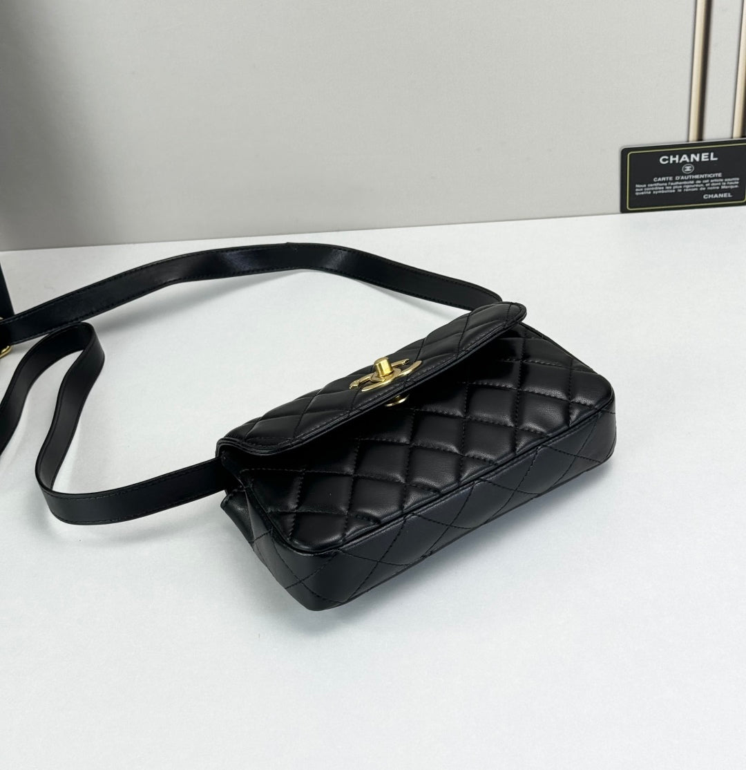 15RC61BDE Stylish leather bag