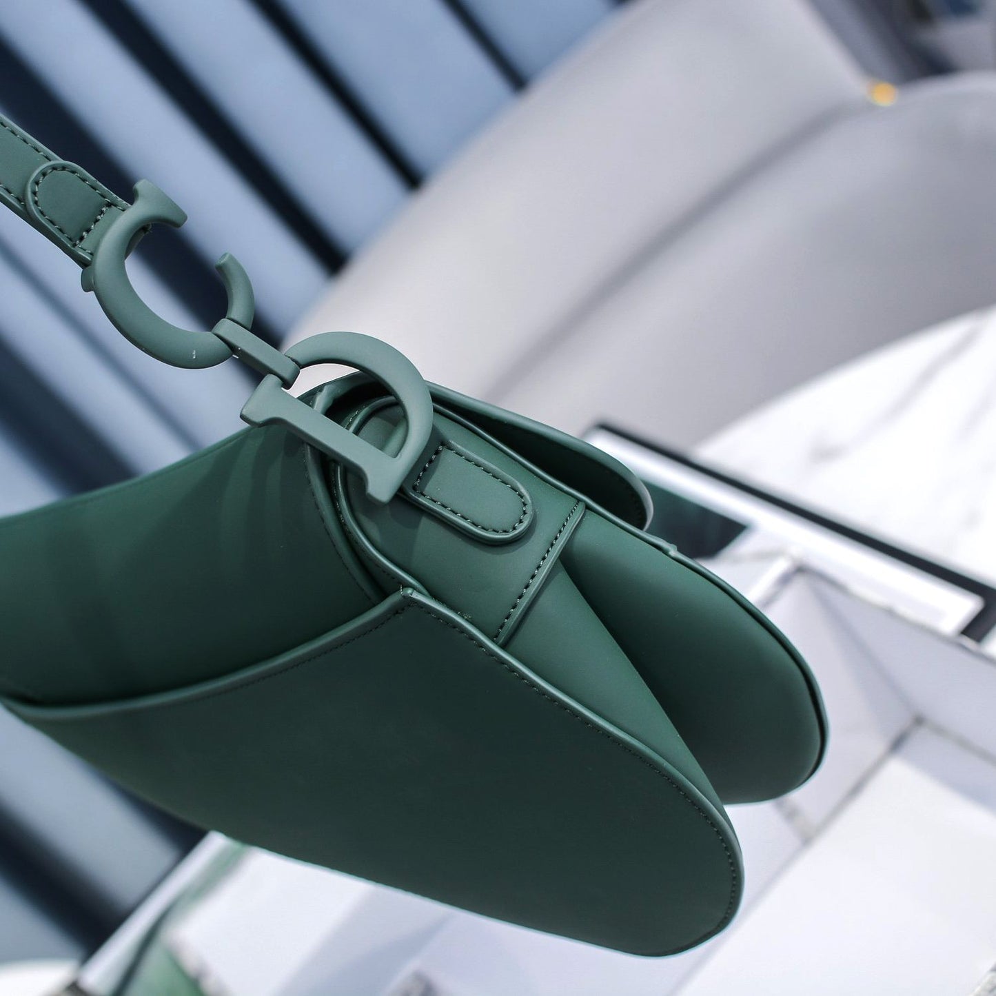 5D10BDE Stylish leather bag
