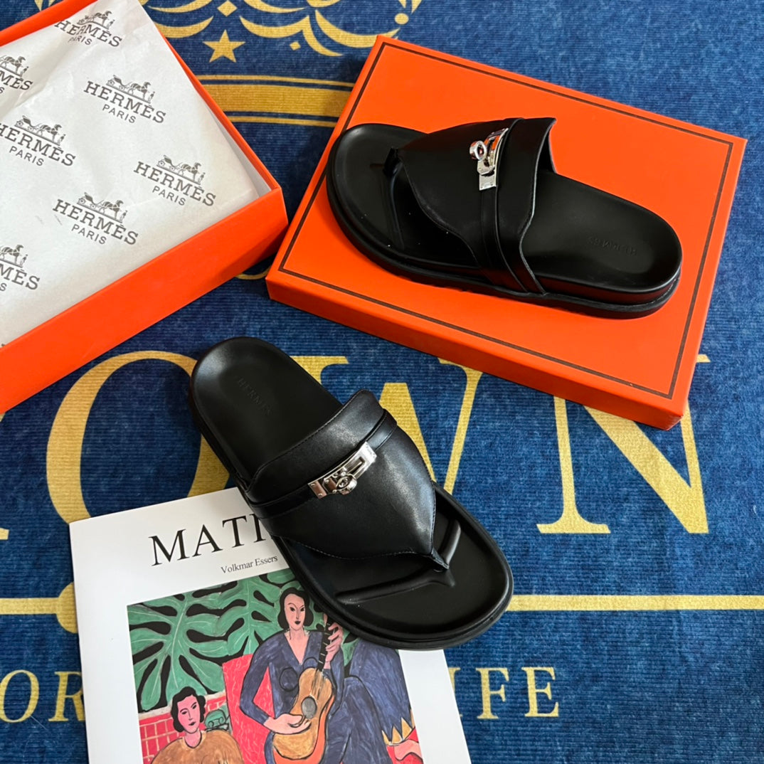 14H3ZDE Stylish Slippers