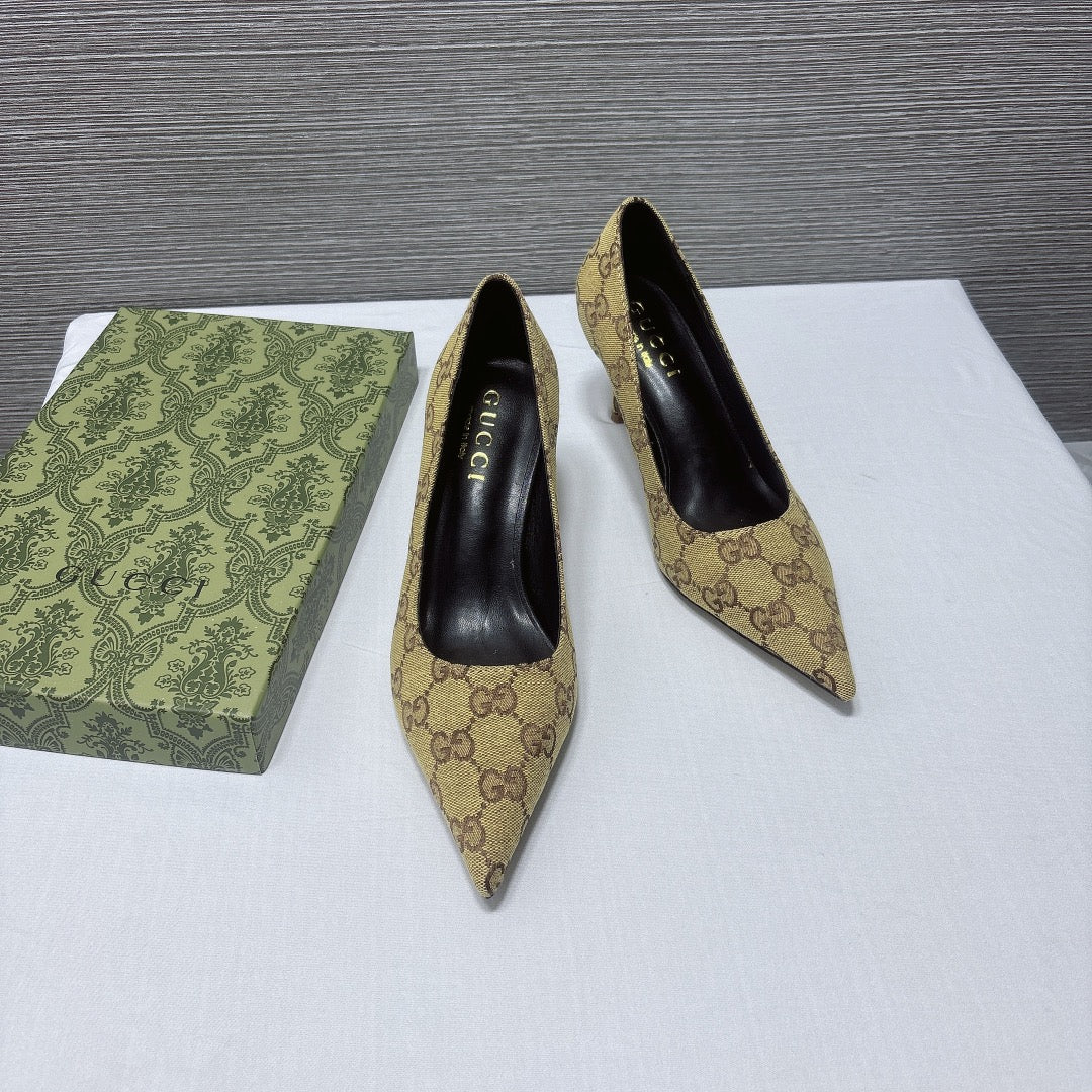 1LB21ZDE Stylish High heels (Heel height 8cm )