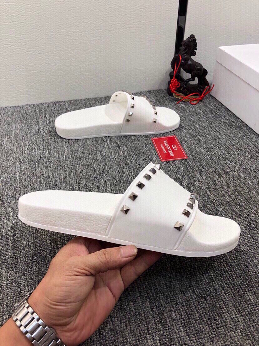 54VL52ZDE Stylish slippers