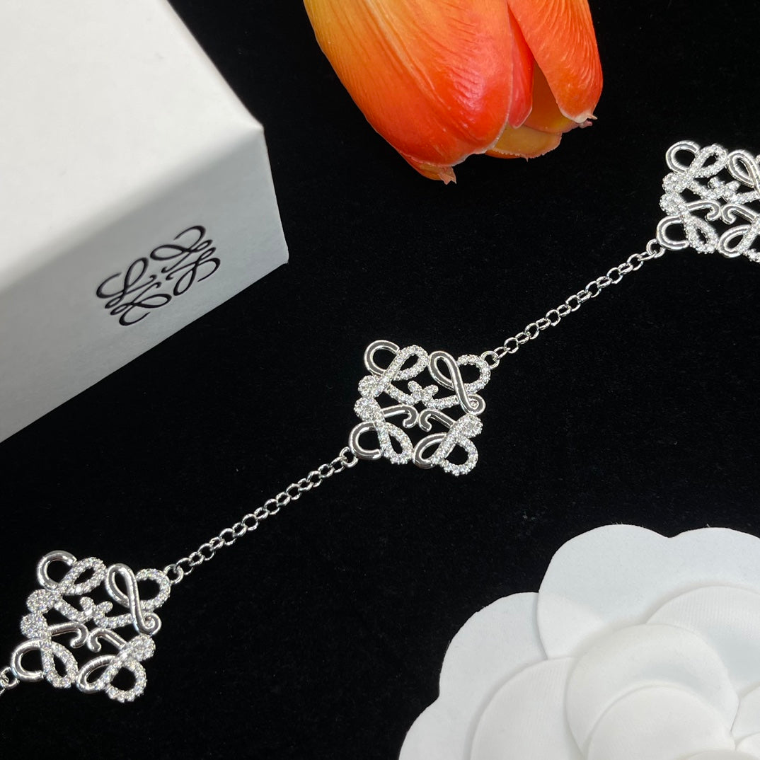 14A756KDE Stylish Earrings Bracelets Necklaces