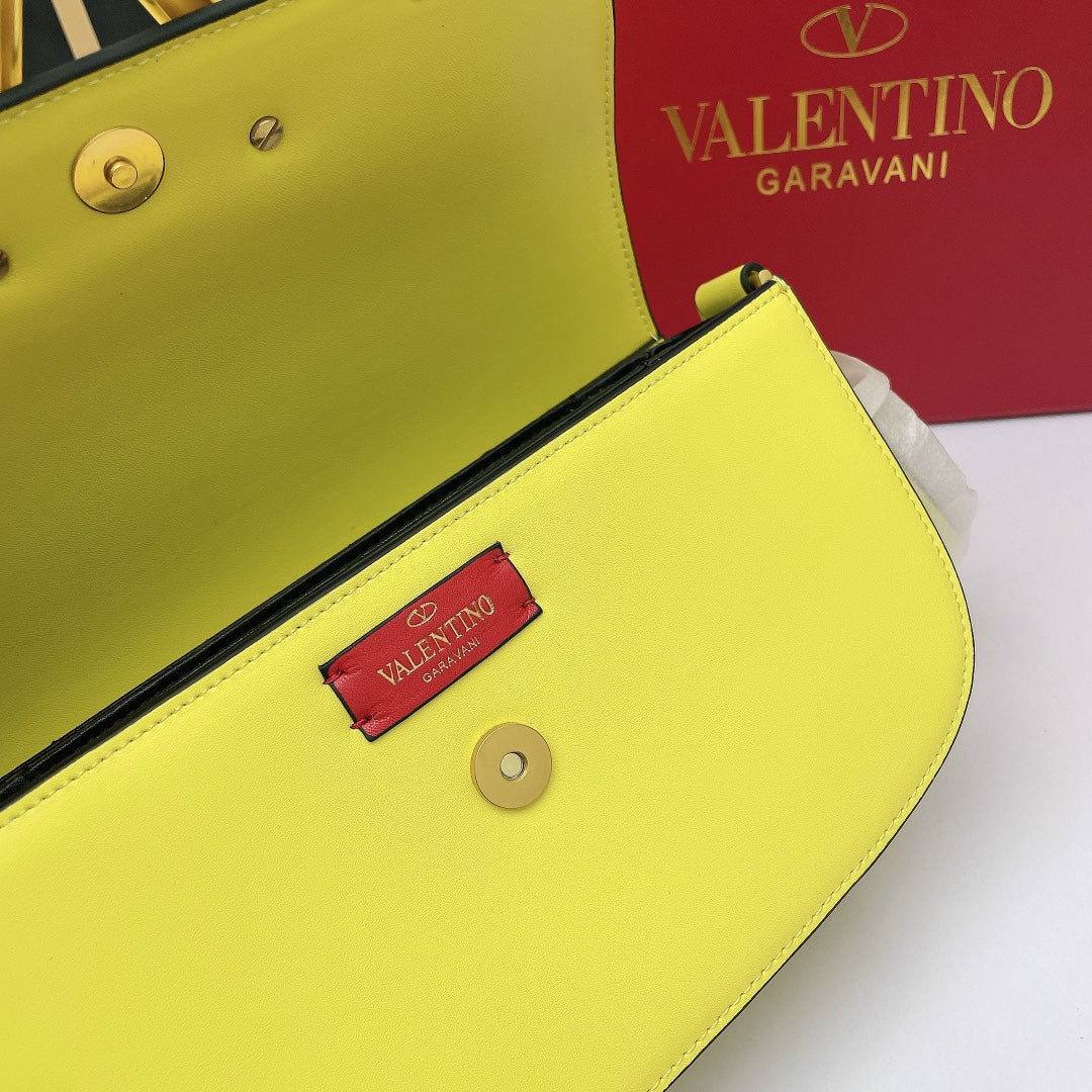 5A45BDE Stylish leather bag