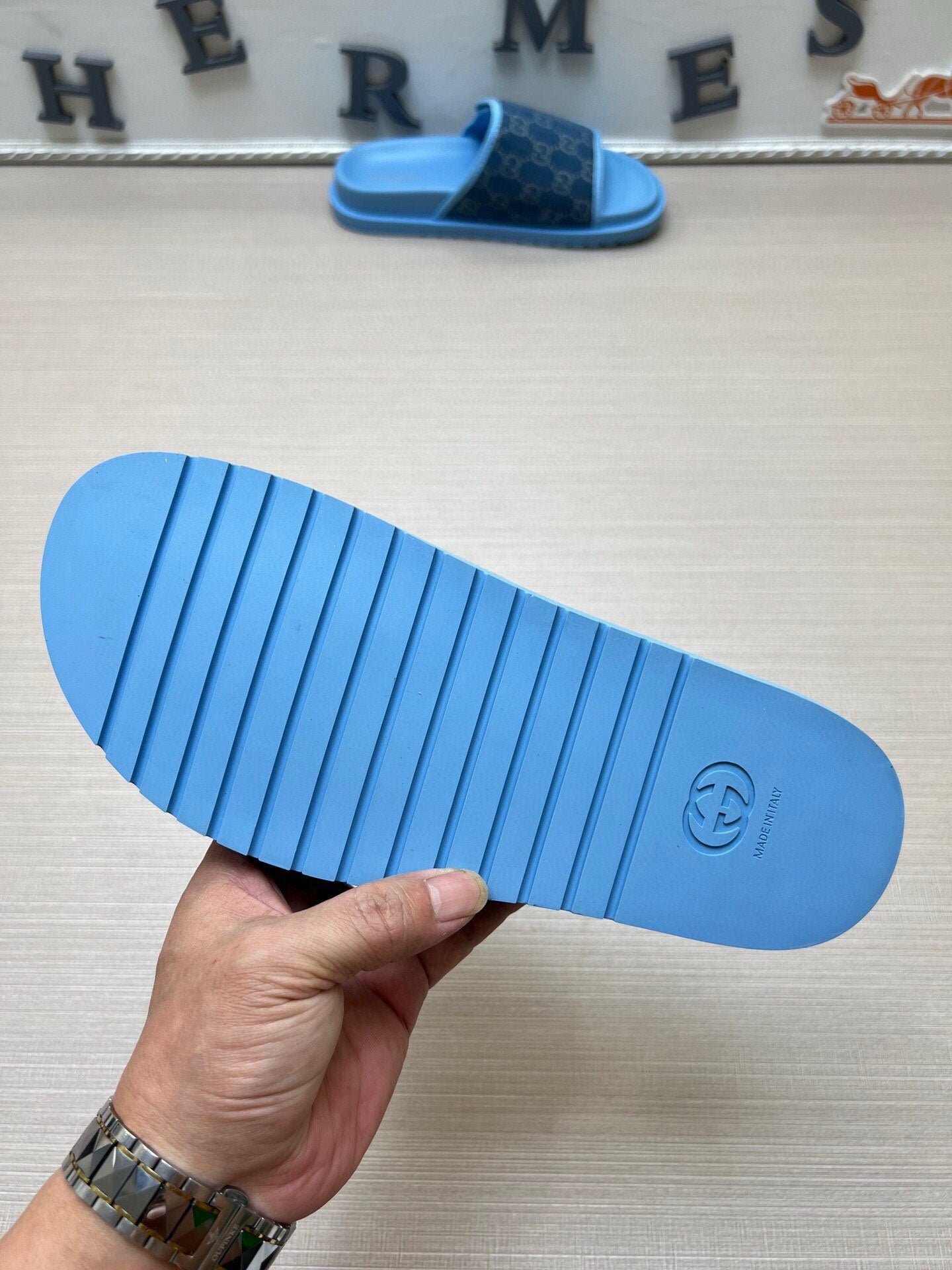 5LB231ZDE Stylish Slippers