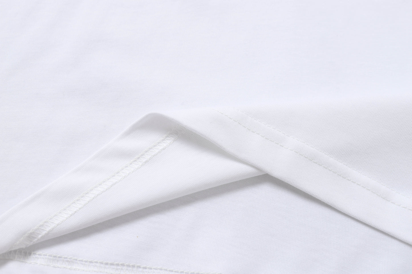145RSL184UDE Stylish T-shirt