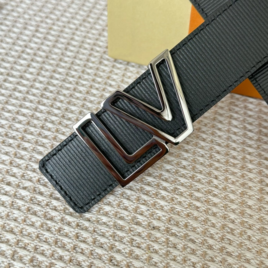 14E143PDE Stylish High quality belt With full package