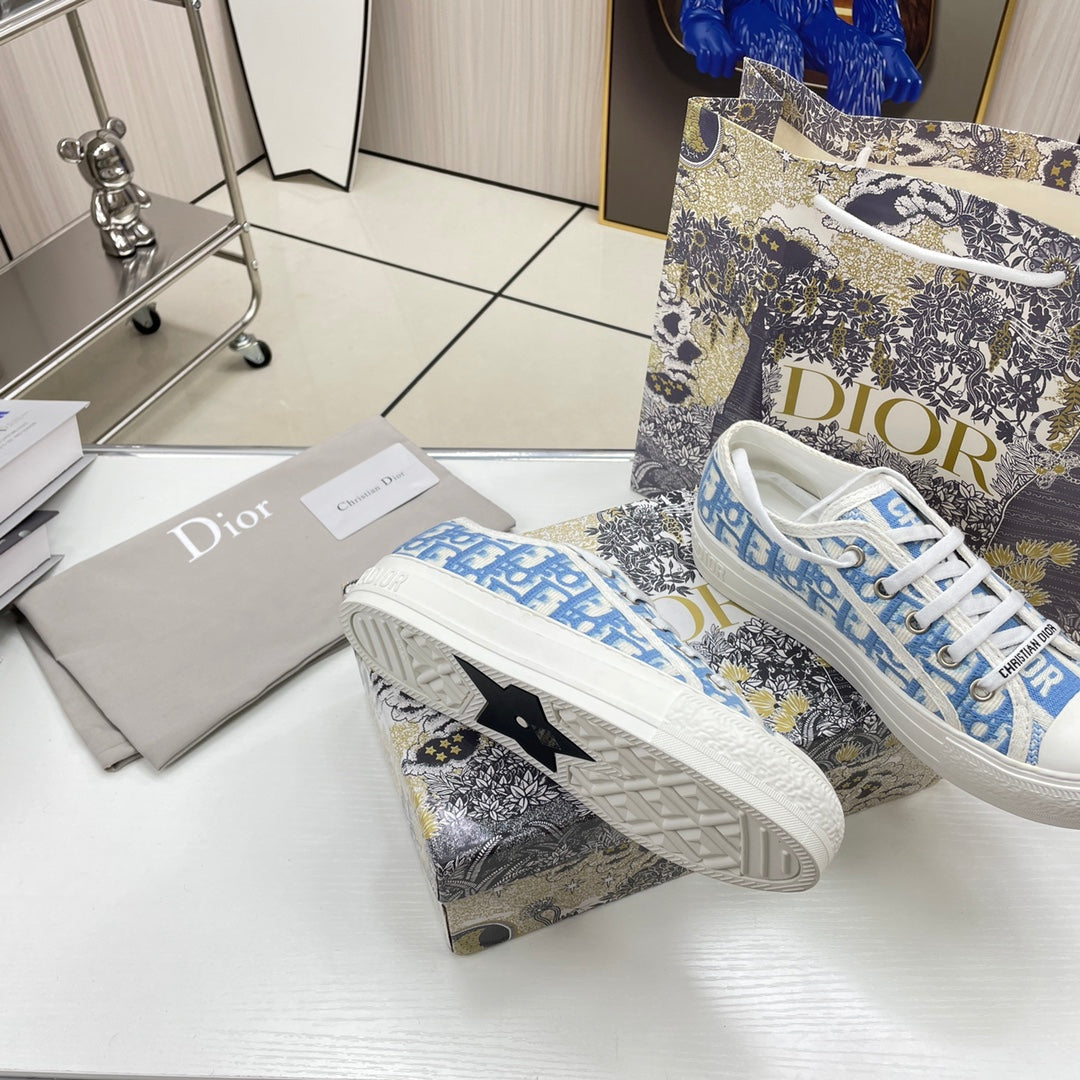 1XD65ZDE Stylish shoes
