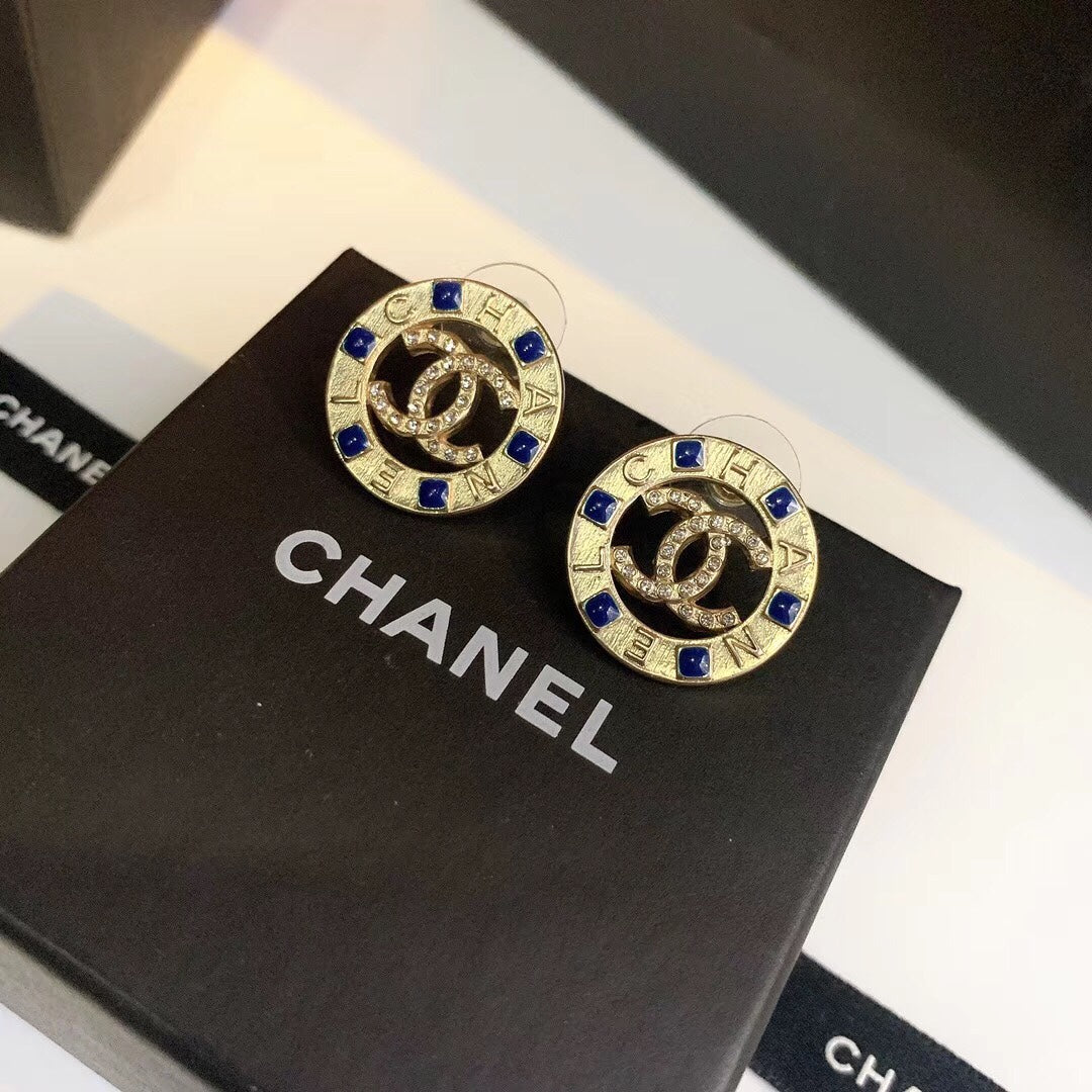 14C22EDE Stylish Earrings