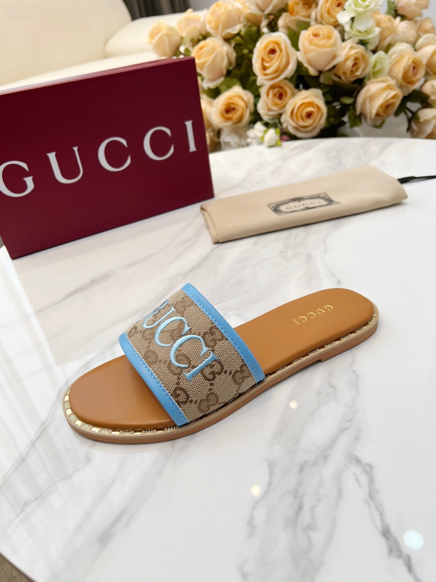 255QB29ZDE Stylish leather Slippers