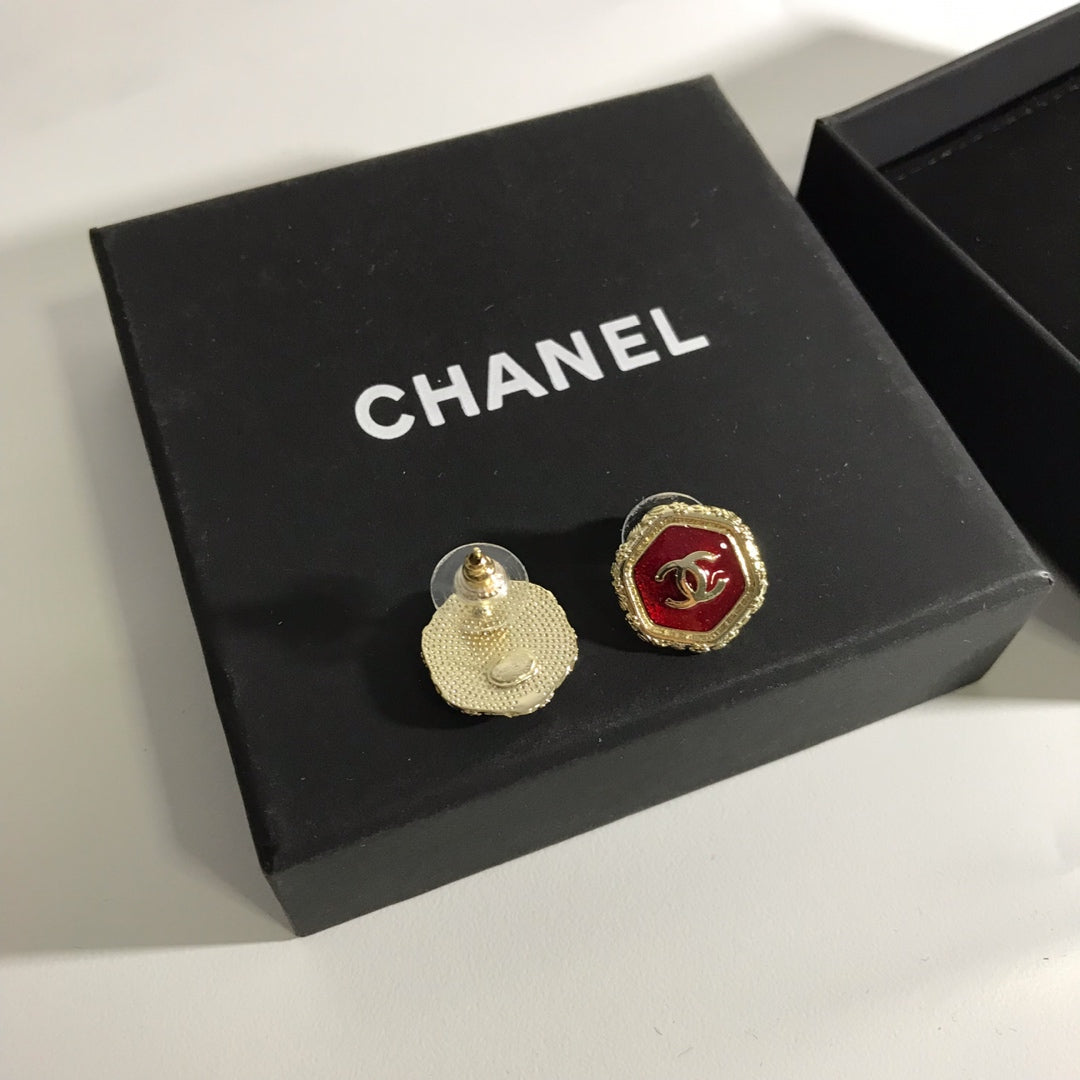 14C96EDE Stylish Earrings