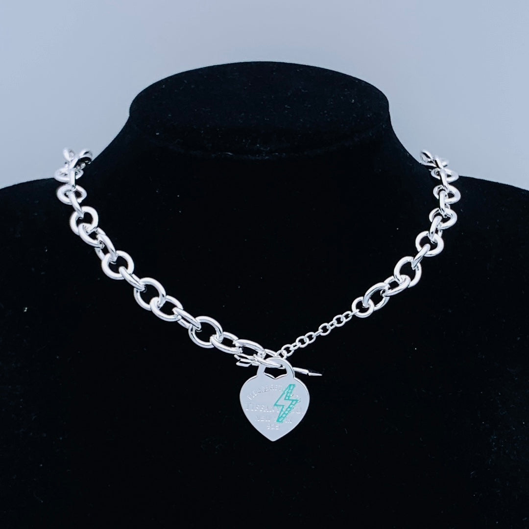 84T44XDE Stylish Bracelets Necklaces