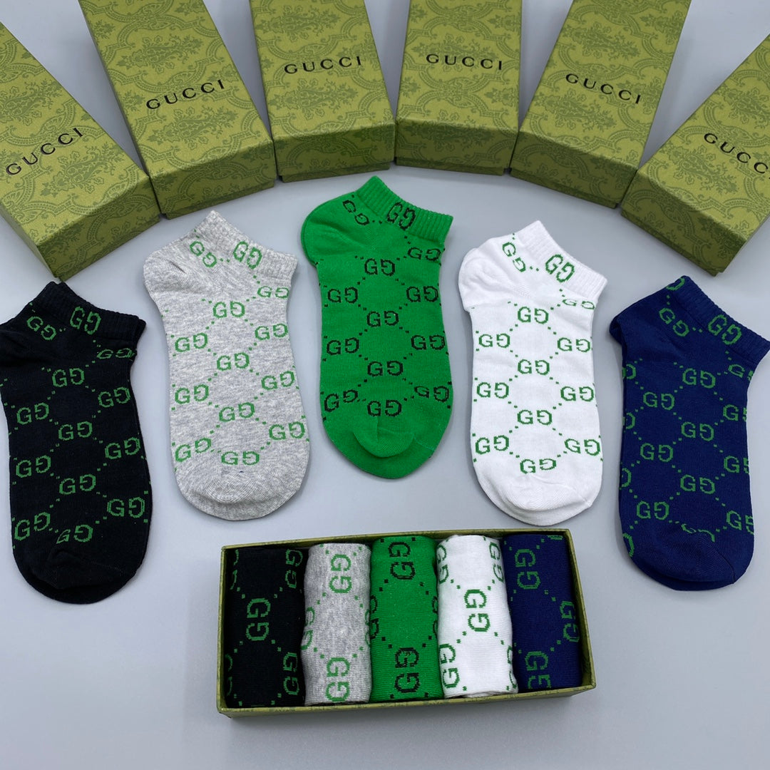 235QB56SDE Stylish socks(5 pairs )