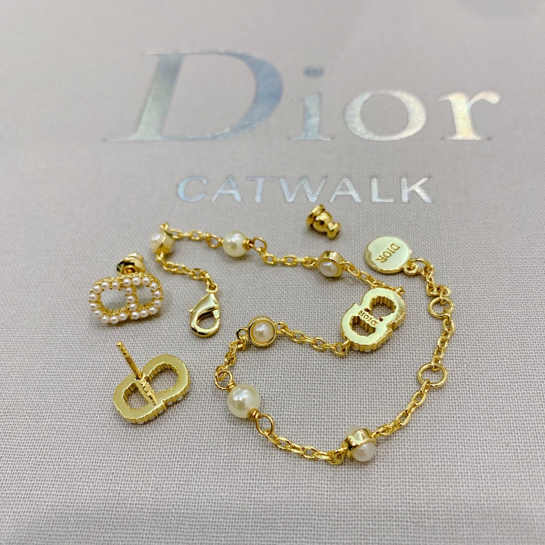 14D251XDE Stylish Rings Earring Bracelets Necklaces