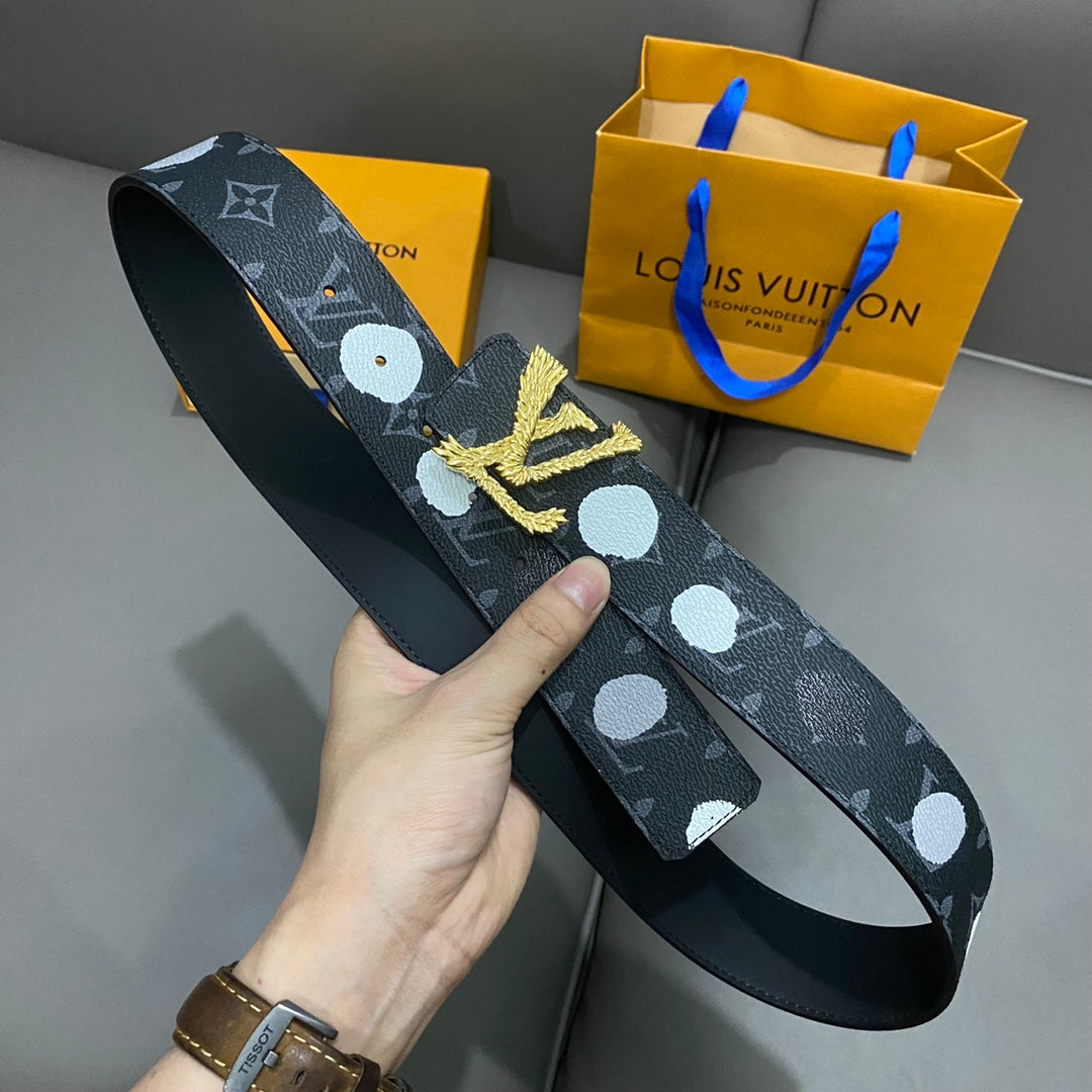 14E135PDE Stylish High quality belt With full package