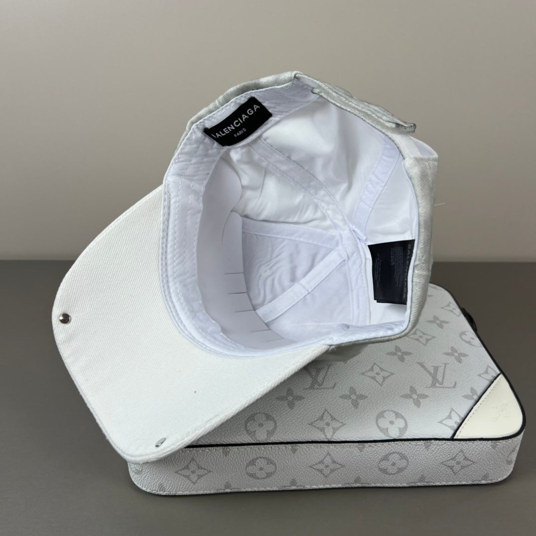 125ZJ529MDE Stylish hats