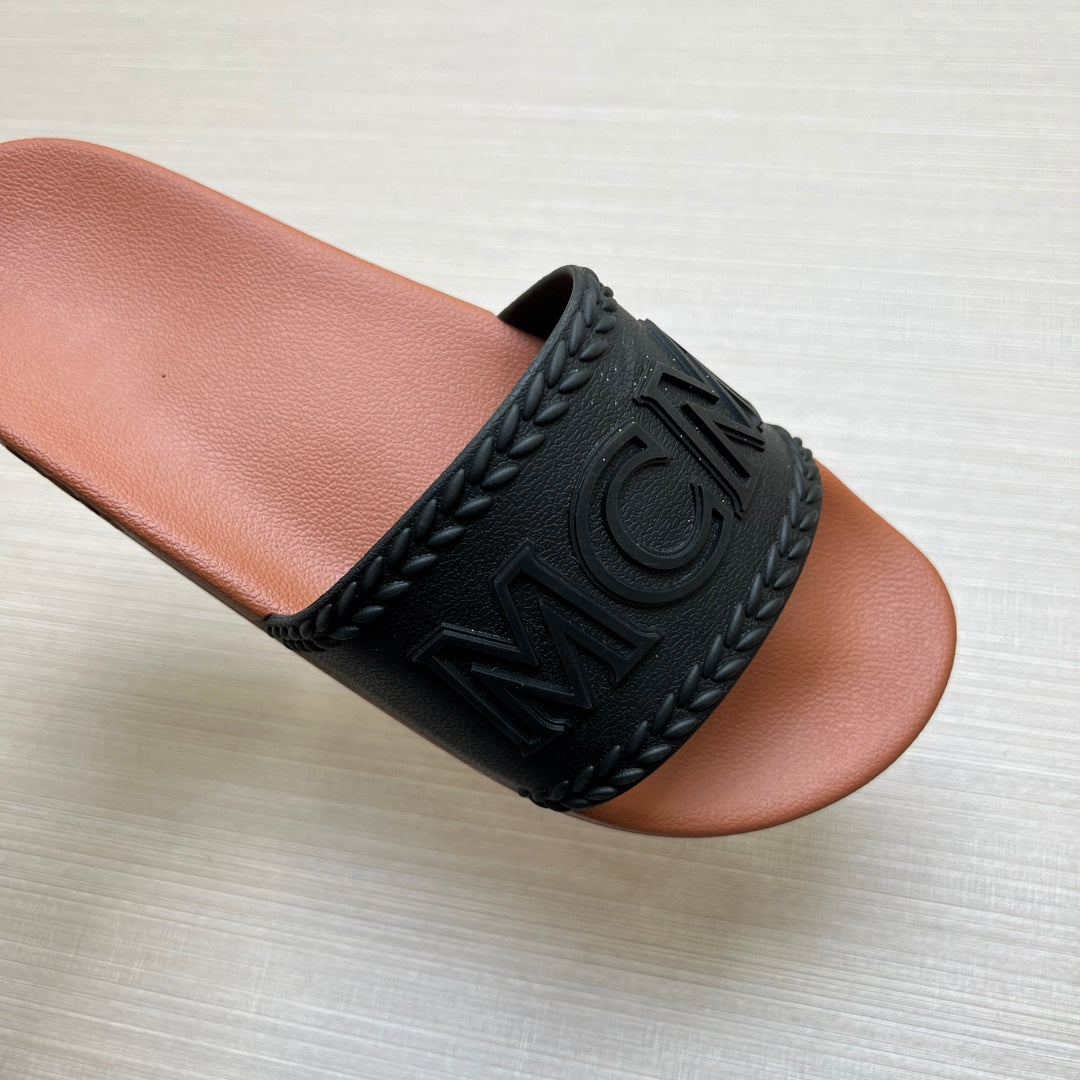 54M42ZDE Stylish slippers