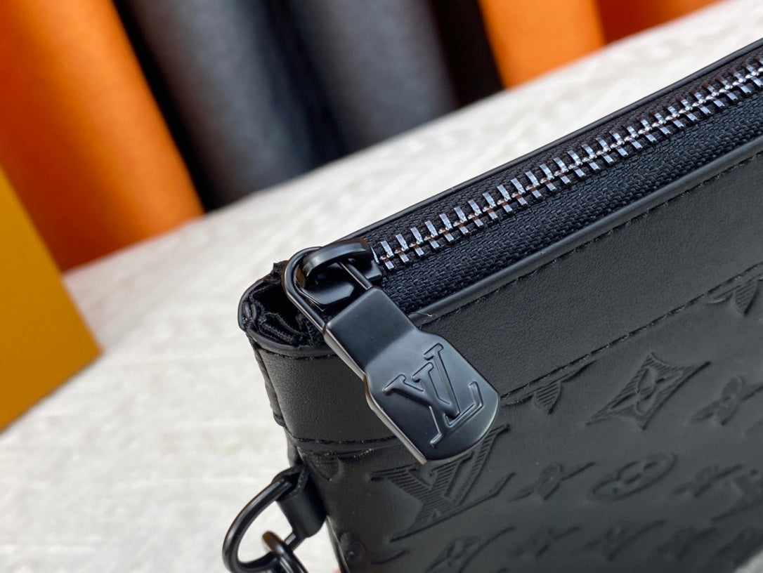 1XE401BDE Stylish leather bag