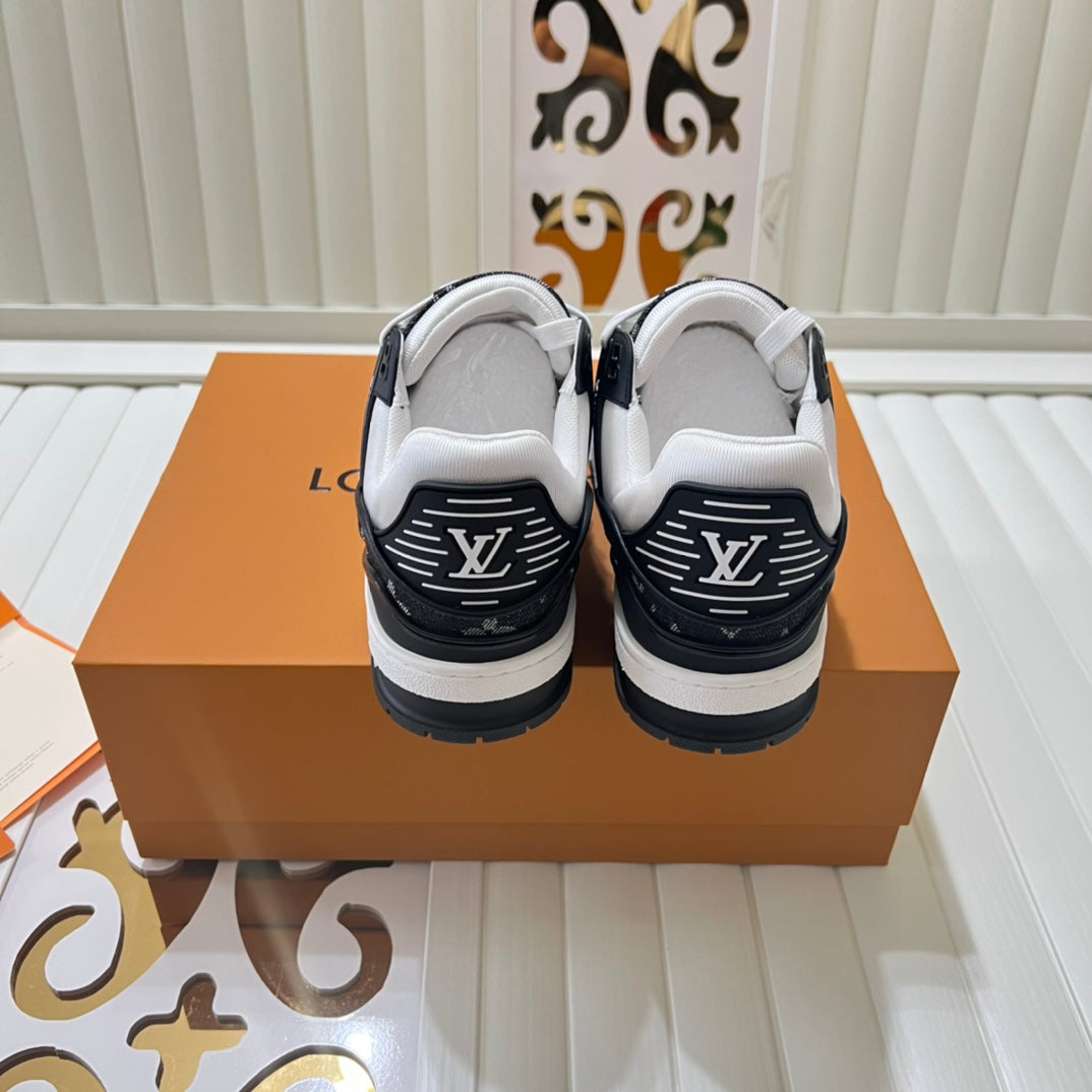 1LE5ZDE Stylish shoes