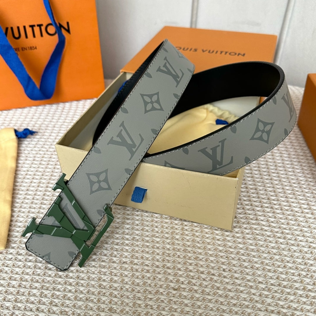 14E150PDE Stylish High quality belt With full package