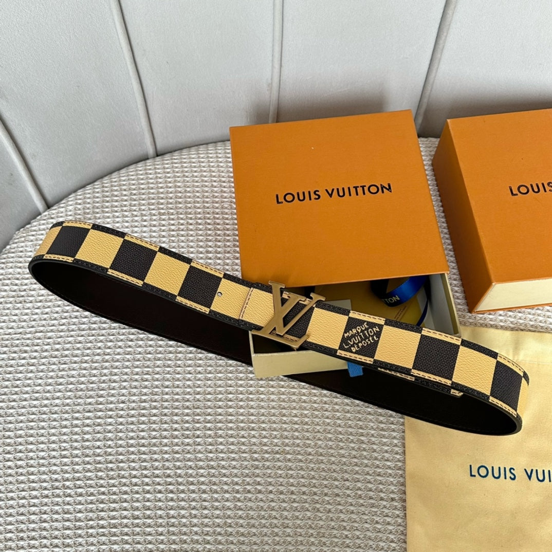 14E149PDE Stylish High quality belt With full package