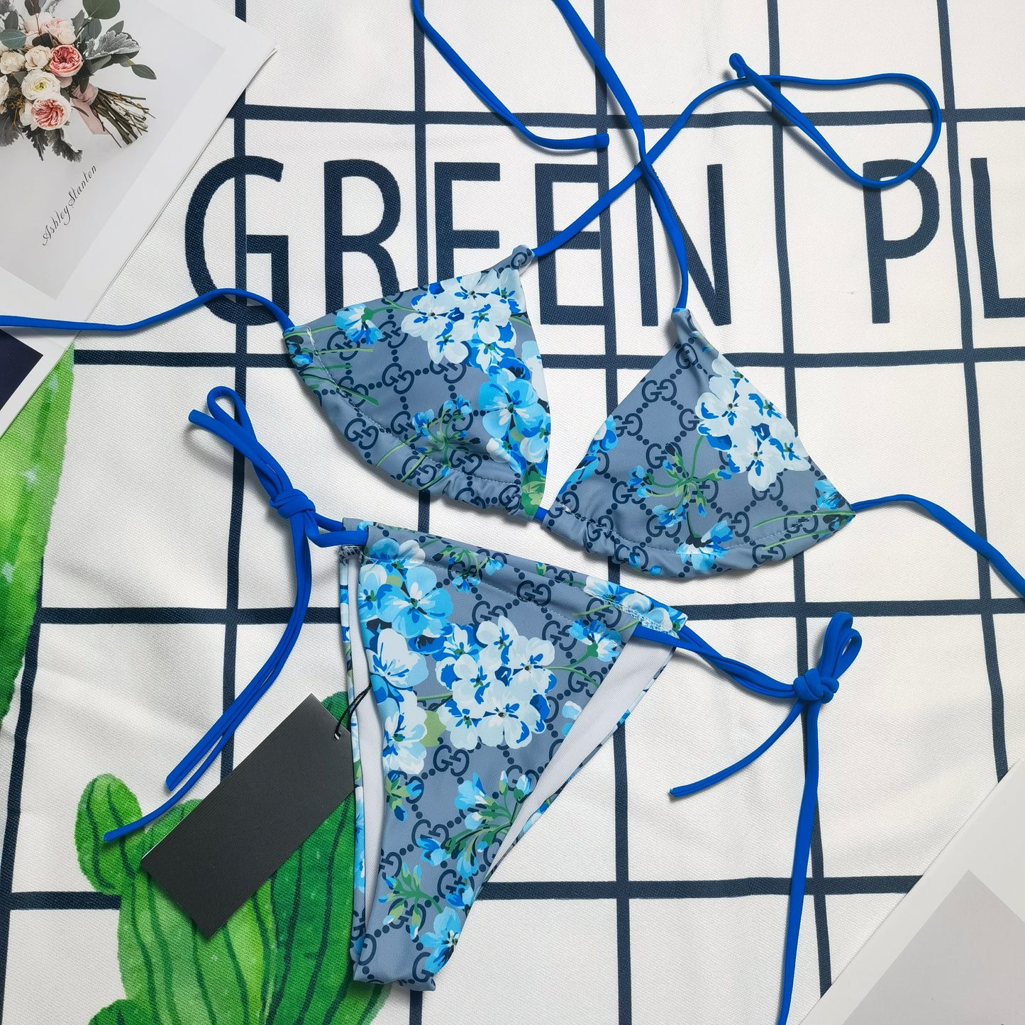 14B62YDE Stylish Bikini swimsuit