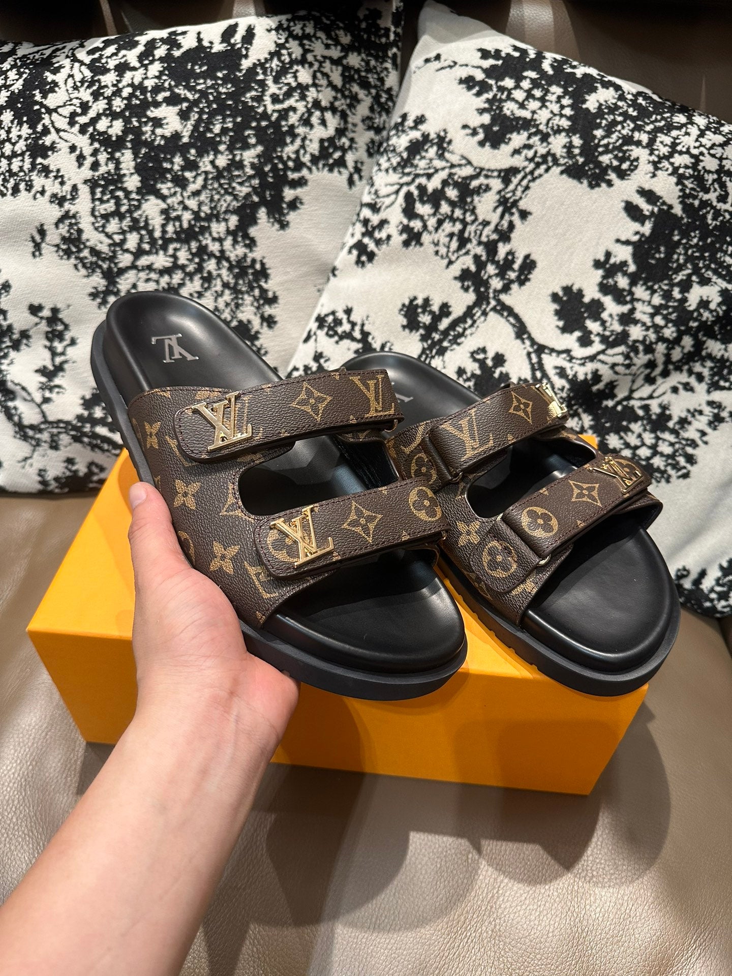 285ZE29ZDE Stylish leather Shoes