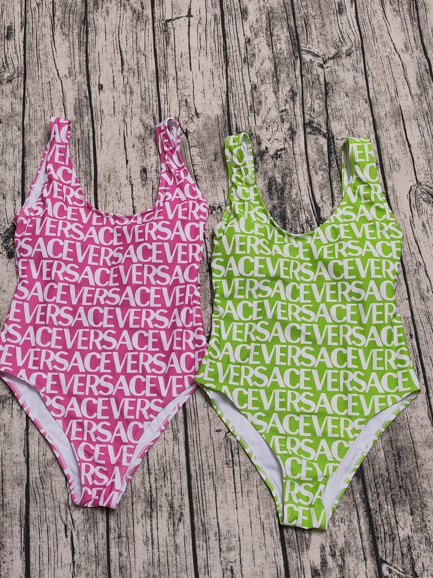 14V118YDE Stylish Bikini swimsuit