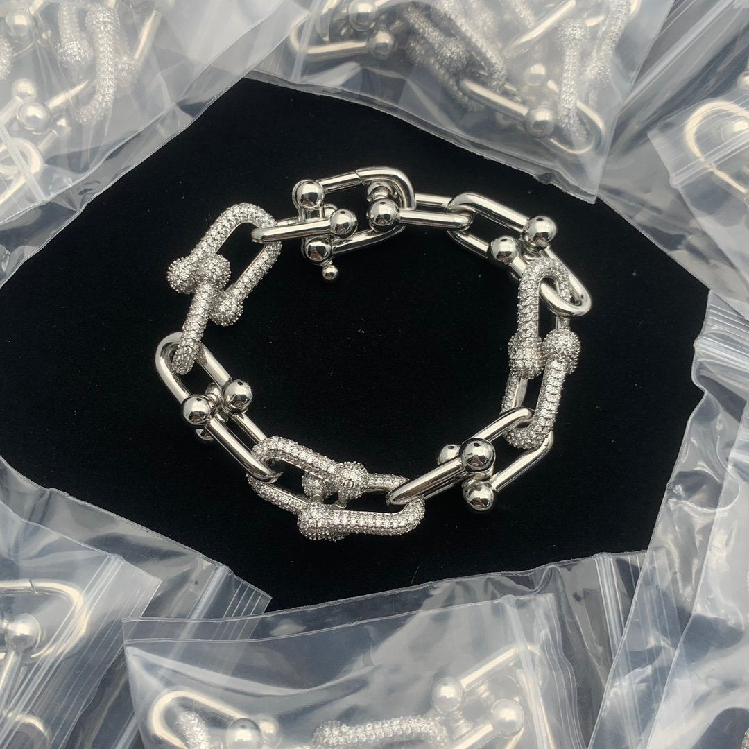 8XT32XDE Stylish Earring Bracelets Necklaces